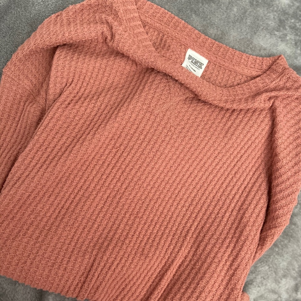 Cute PINK sweater !